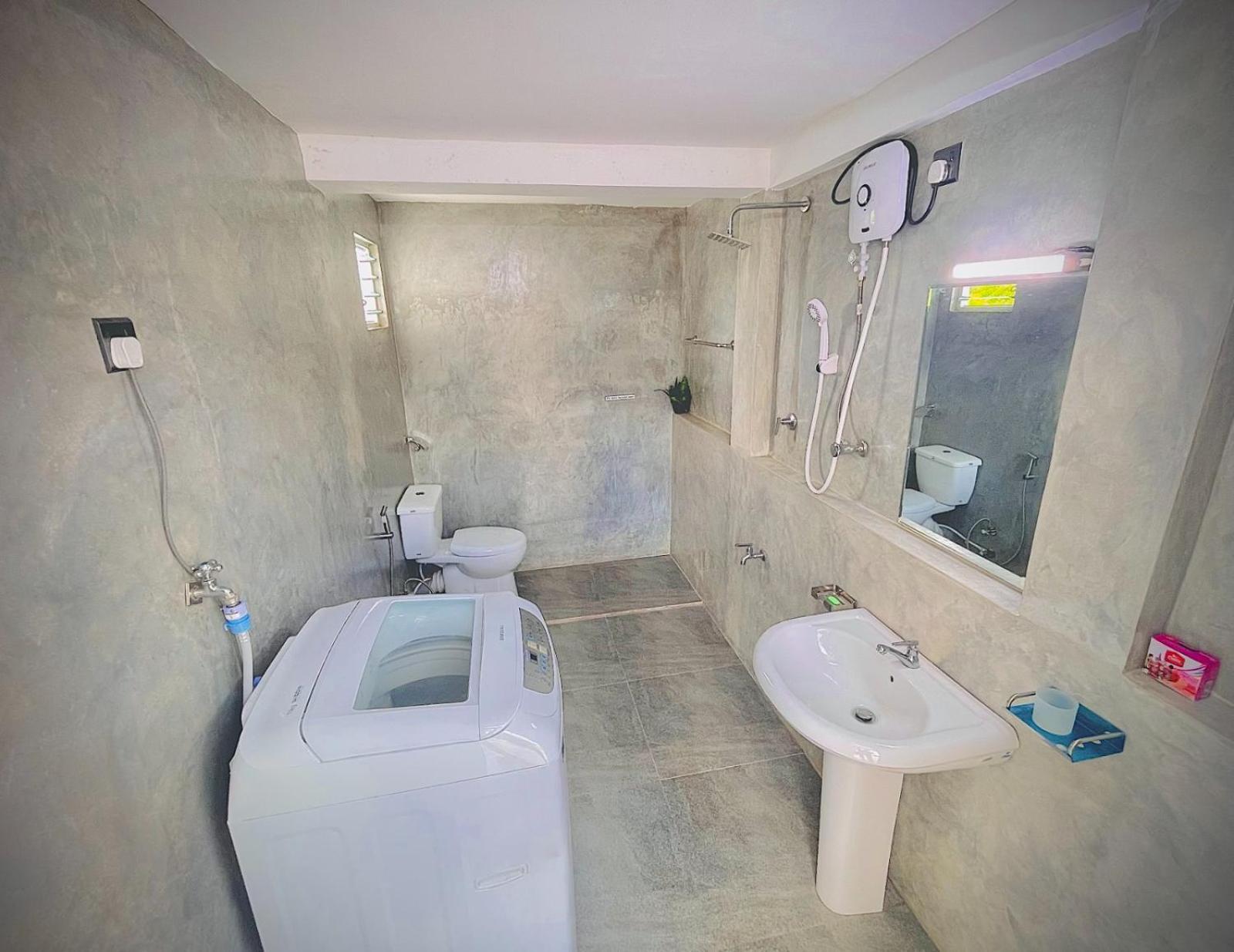 Wavesong Residences Matara Exterior foto